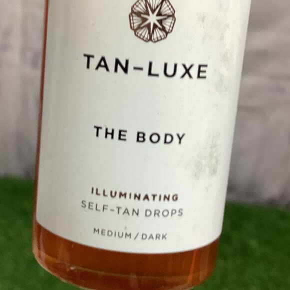 Tan-Luxe The Body Illuminating Self Tan Drops Medium/Dark - Picture 4 of 6